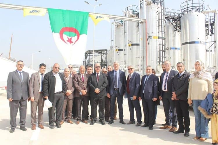 Usine VIALAB pour NAFTAL METALENG